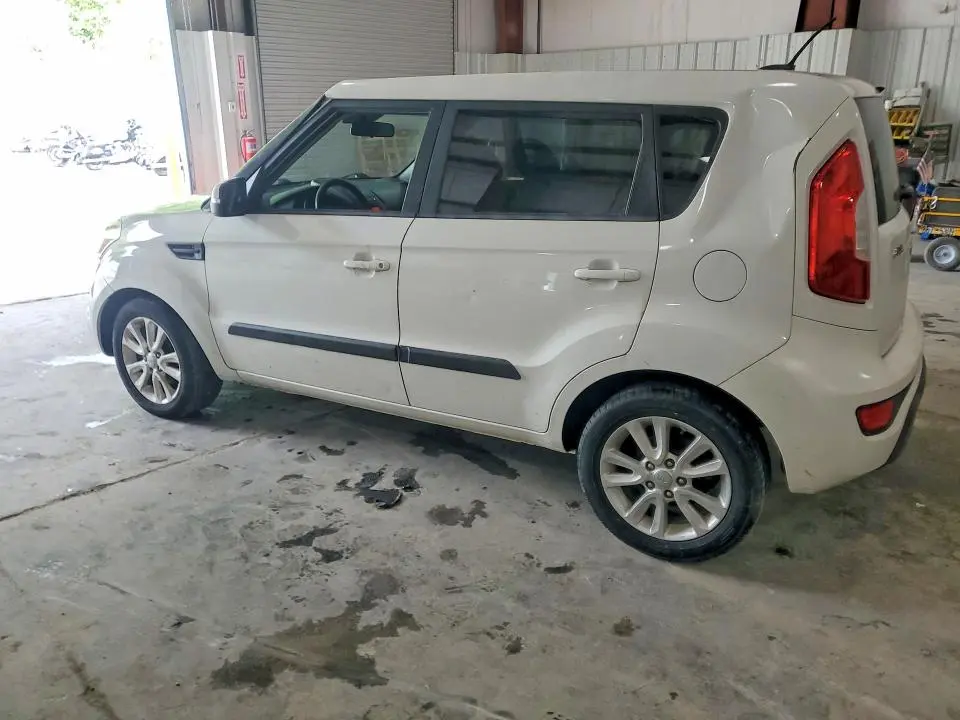 2012 KIA SOUL +  