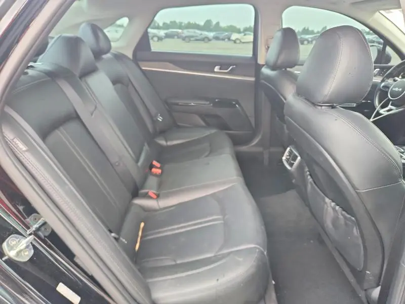 2022 KIA K5 EX  