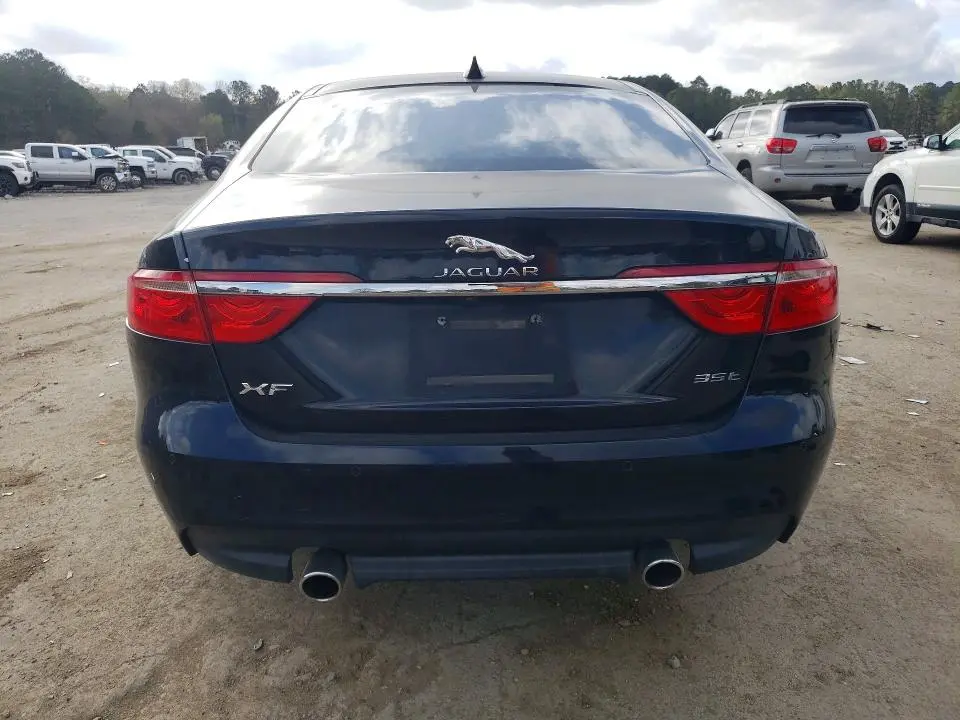 2017 JAGUAR XF PREMIUM  