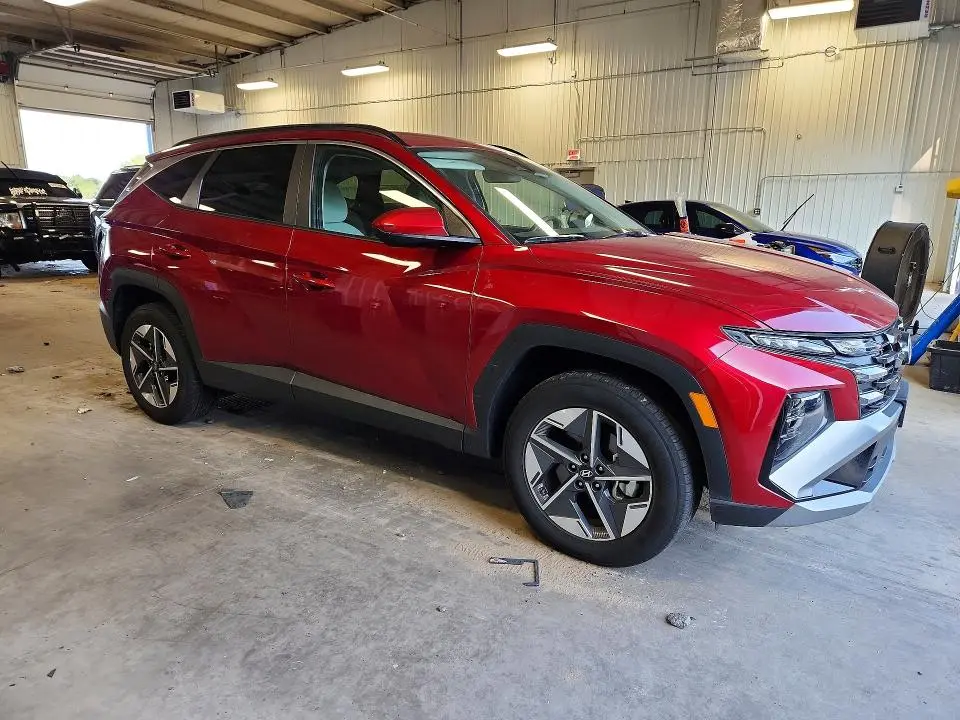 2025 HYUNDAI TUCSON SEL  