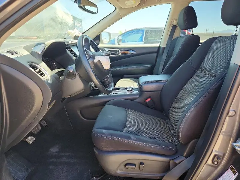 2019 NISSAN PATHFINDER SV  