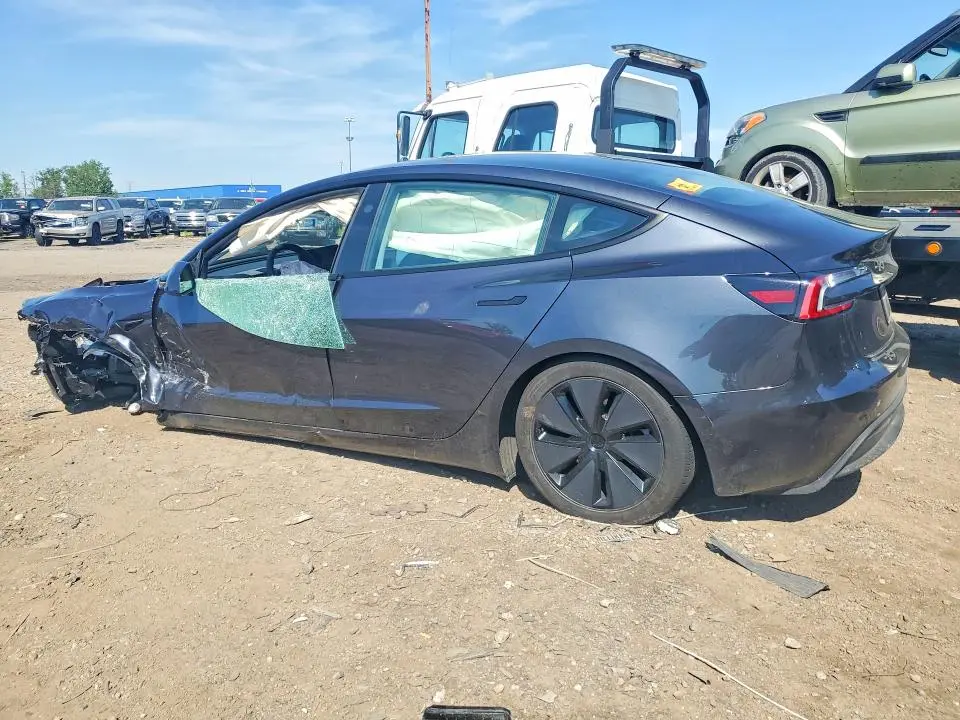 2025 TESLA MODEL 3   