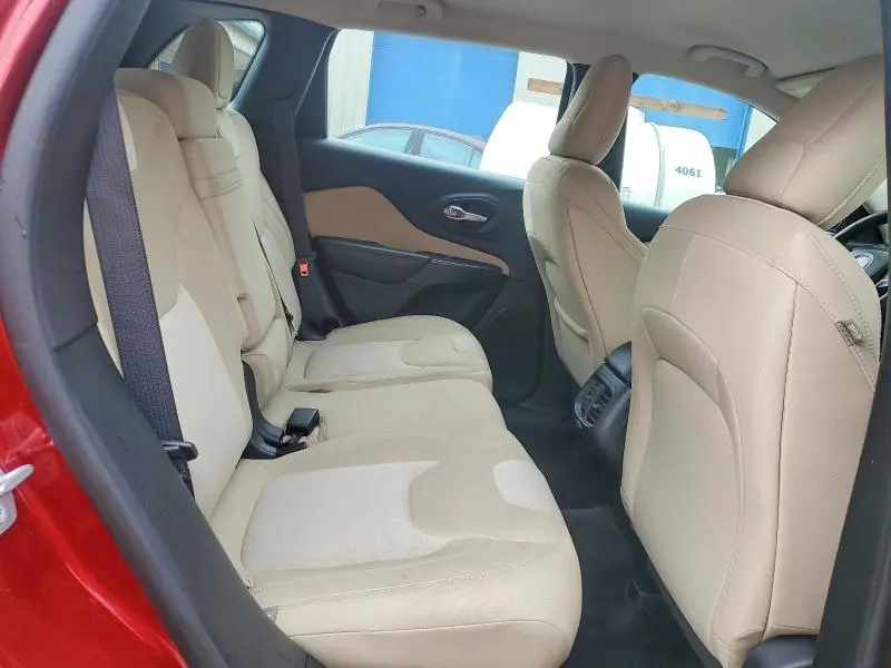 2015 JEEP CHEROKEE SPORT  