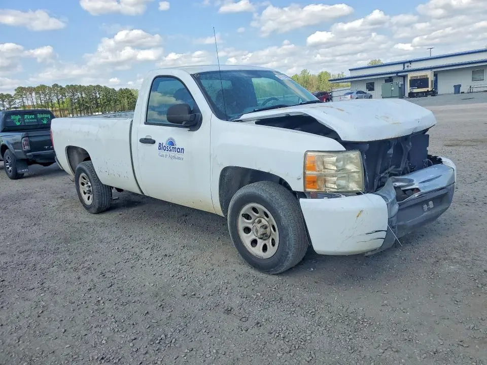 2011 CHEVROLET SILVERADO C1500  