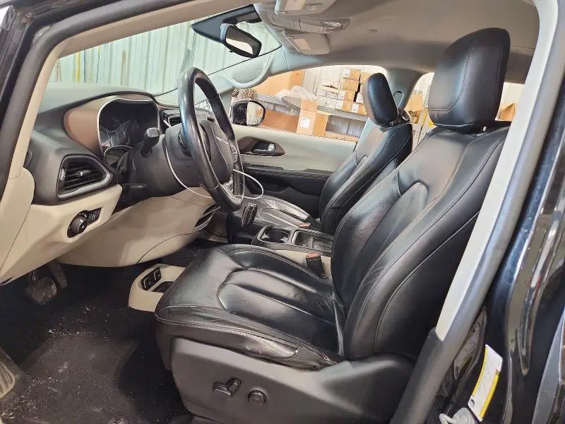 2017 CHRYSLER PACIFICA TOURING L  