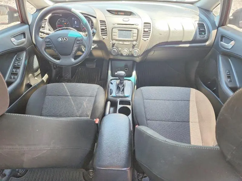 2018 KIA FORTE LX  