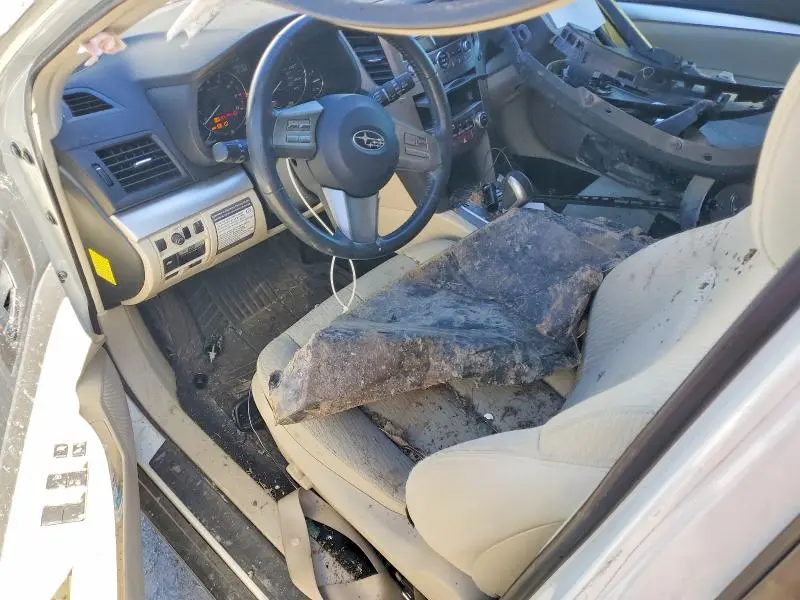 2011 SUBARU OUTBACK 2.5I PREMIUM  