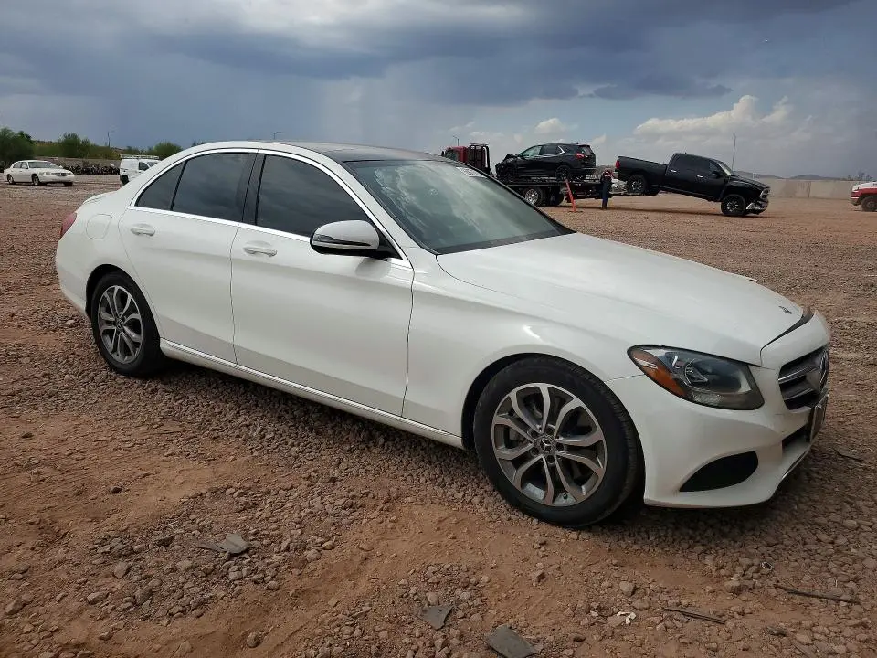 2018 MERCEDES-BENZ C 300  