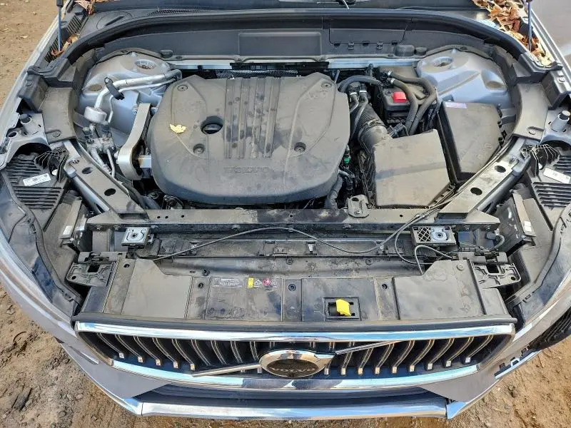 2023 VOLVO XC60 PLUS  