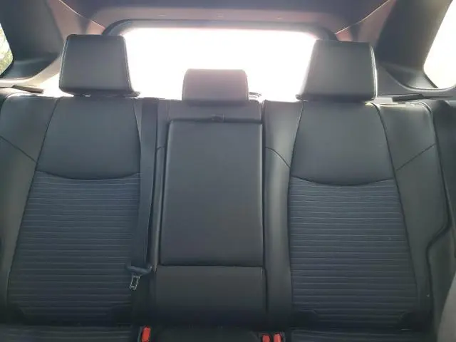2025 TOYOTA RAV4 XSE  