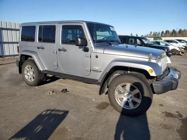 2015 JEEP WRANGLER UNLIMITED SAHARA  