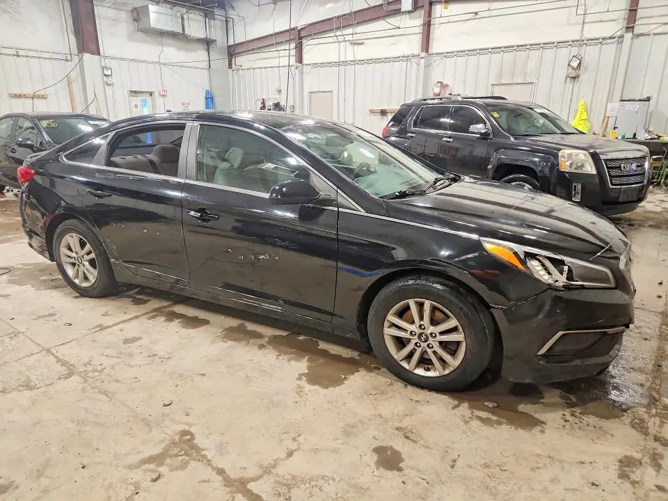 2016 HYUNDAI SONATA SE  