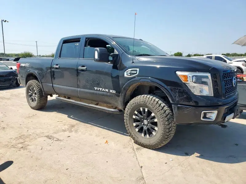 2018 NISSAN TITAN XD SL  