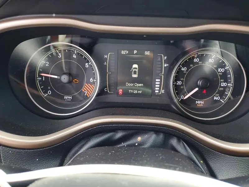 2014 JEEP CHEROKEE SPORT  