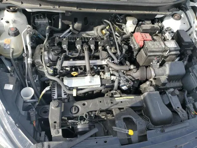 2023 NISSAN KICKS SR  