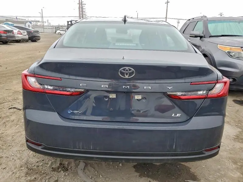 2025 TOYOTA CAMRY XSE  