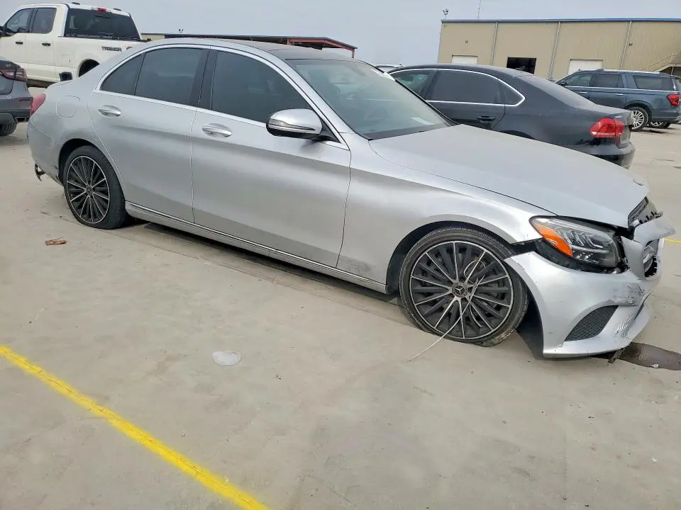 2020 MERCEDES-BENZ C 300  