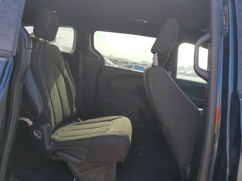 2021 CHRYSLER PACIFICA TOURING  