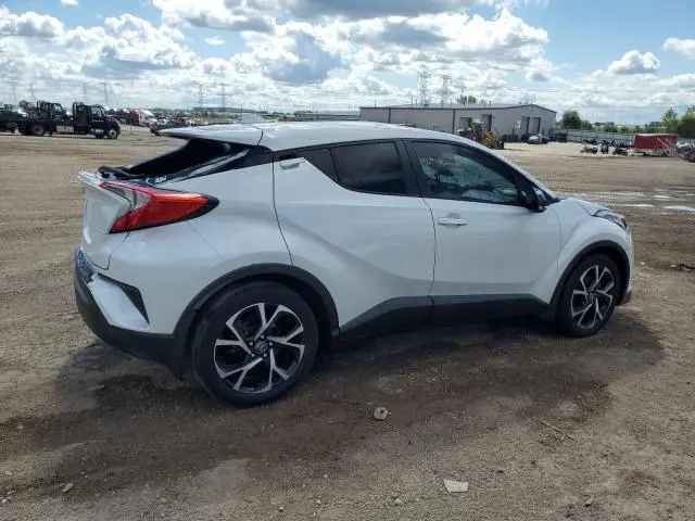 2018 TOYOTA C-HR XLE  