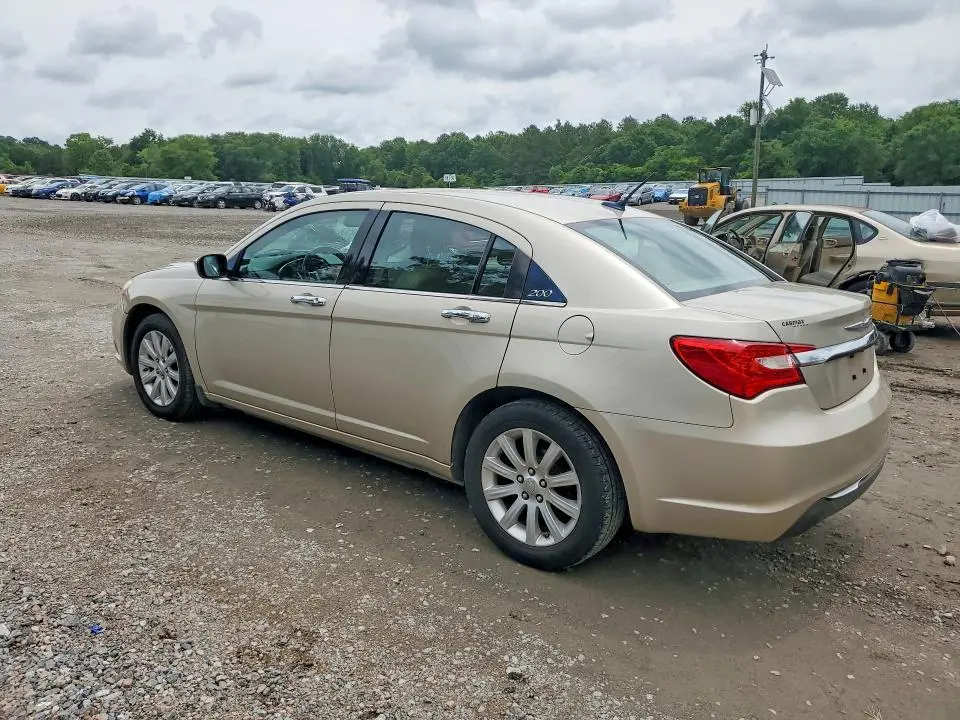 2013 CHRYSLER 200 LIMITED  