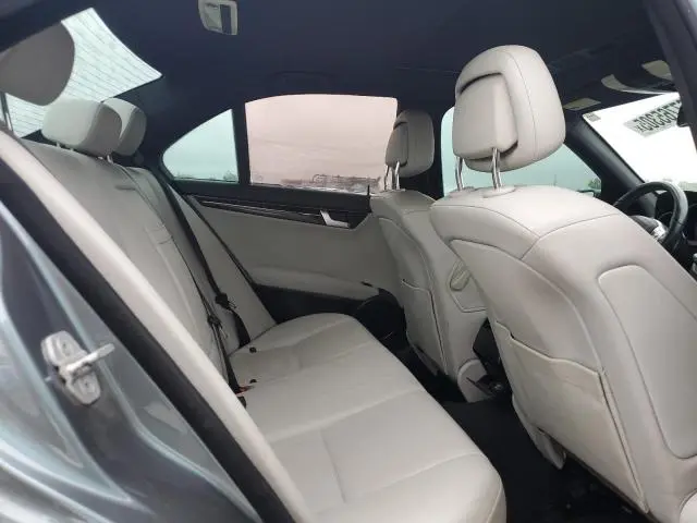 2012 MERCEDES-BENZ C 250  
