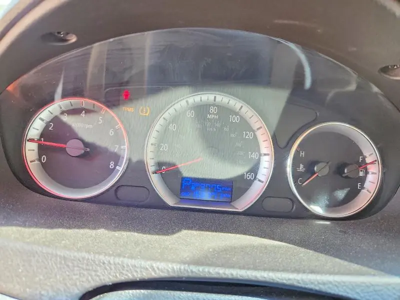 2010 HYUNDAI SONATA GLS  