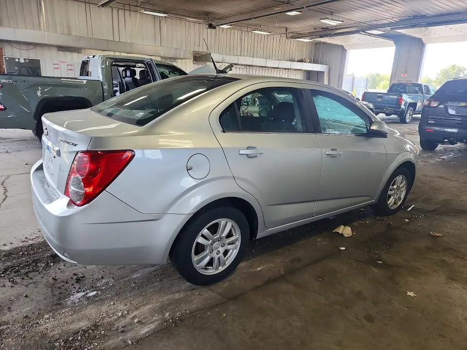 2013 CHEVROLET SONIC LT  