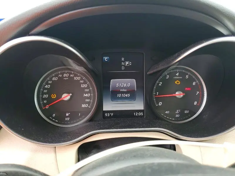 2015 MERCEDES-BENZ C 300  