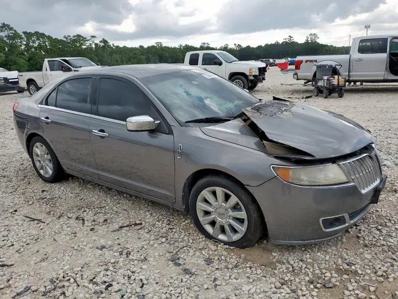 2010 LINCOLN MKZ   
