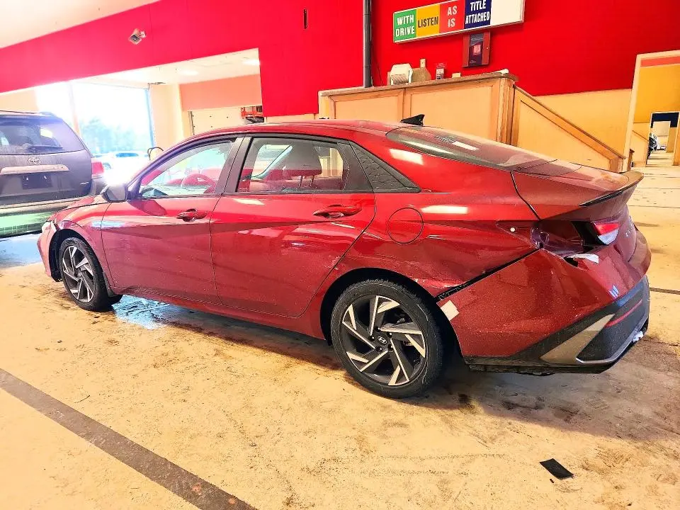 2025 HYUNDAI ELANTRA SEL SPORT  