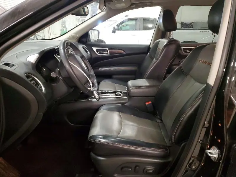 2020 NISSAN PATHFINDER SL  
