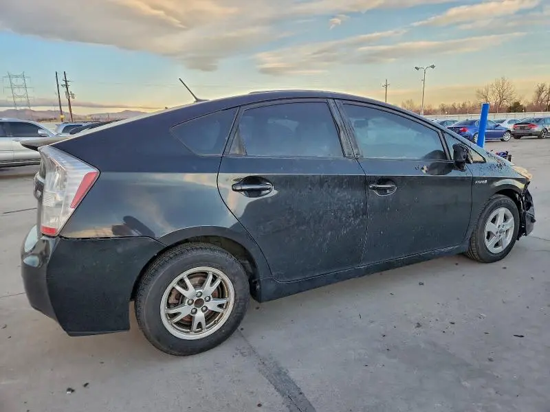 2010 TOYOTA PRIUS   