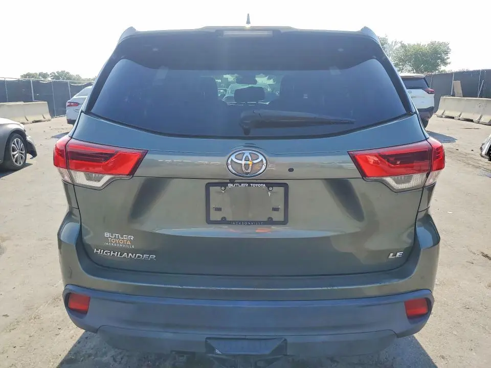 2019 TOYOTA HIGHLANDER LE PLUS  