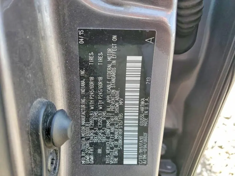 2015 TOYOTA HIGHLANDER LE PLUS  