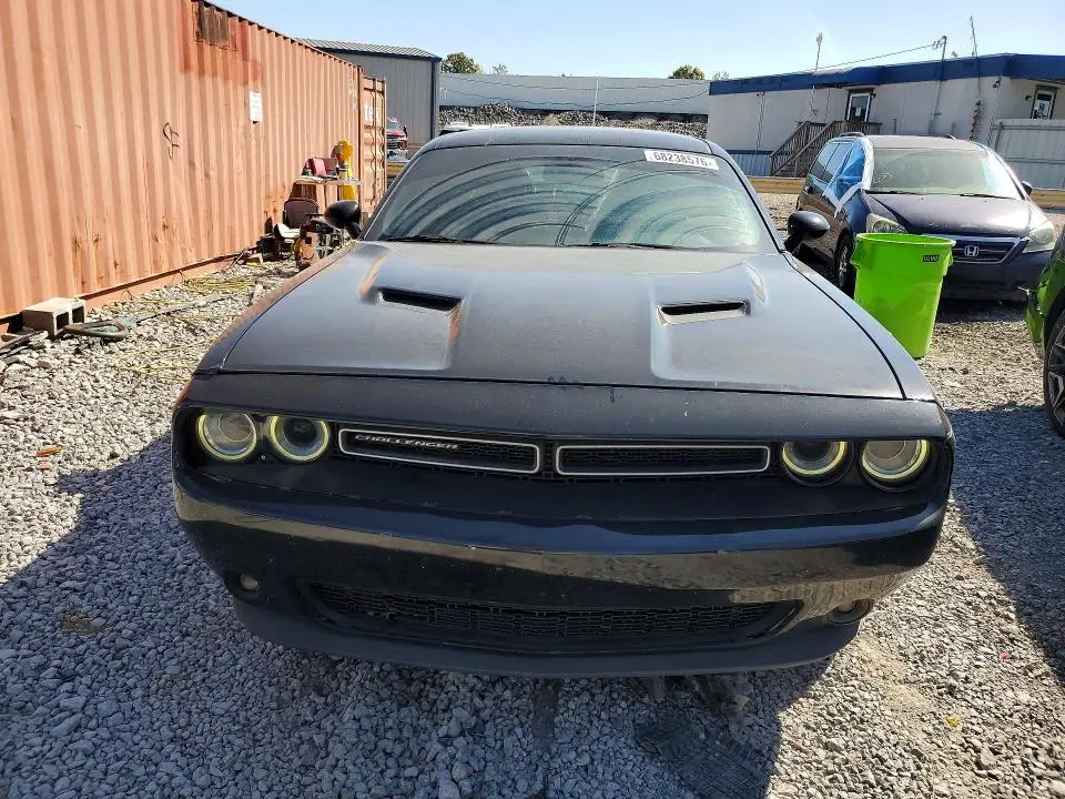 2017 DODGE CHALLENGER SXT  