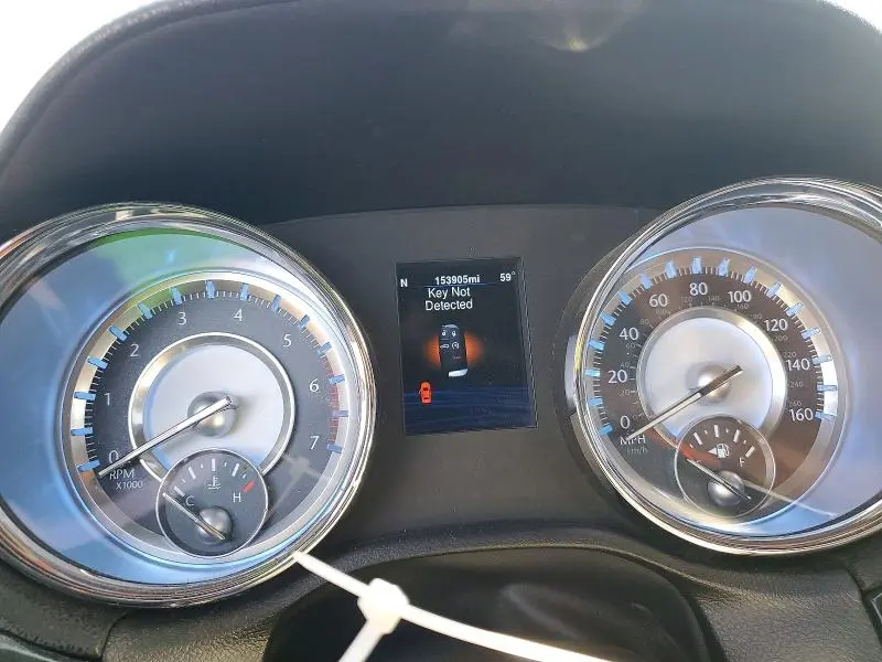 2013 CHRYSLER 300C   