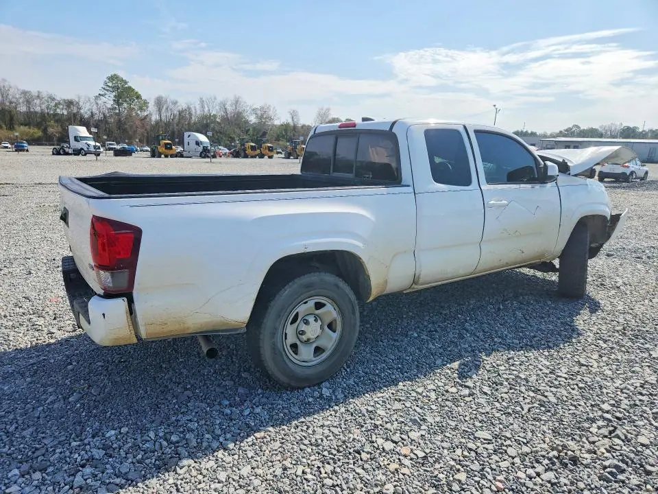 2023 TOYOTA TACOMA SR V6  