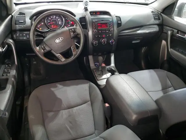 2012 KIA SORENTO BASE  