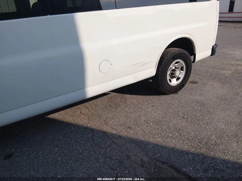 2017 CHEVROLET EXPRESS 3500 LT