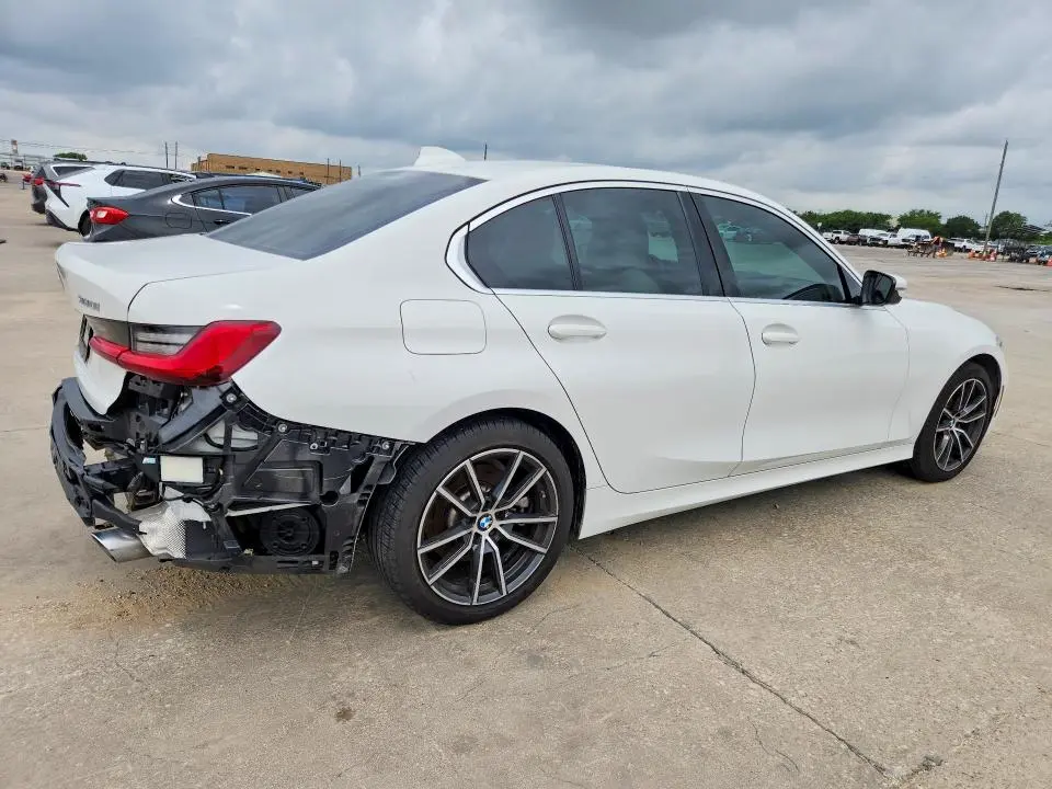 2020 BMW 330I   