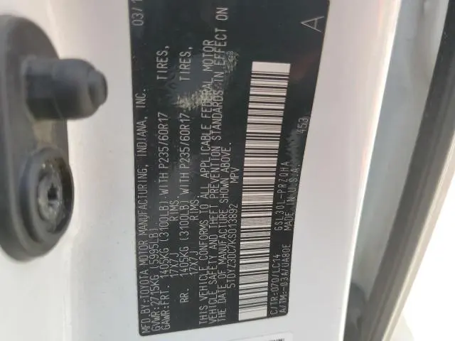 2019 TOYOTA SIENNA XLE  