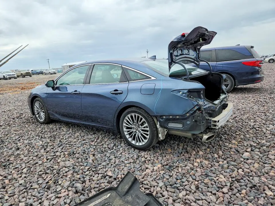 2021 TOYOTA AVALON LIMITED  