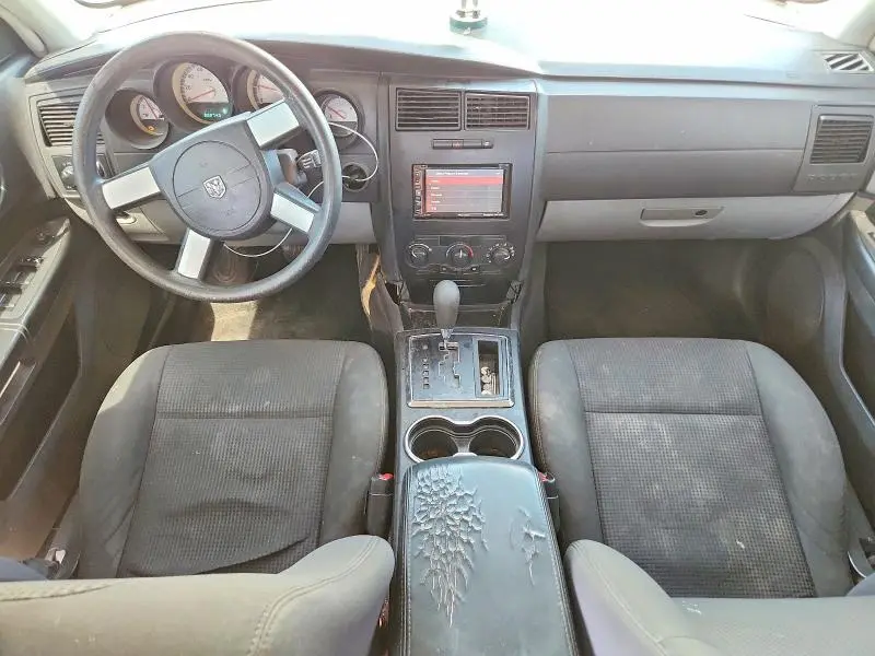2010 DODGE CHARGER SXT  