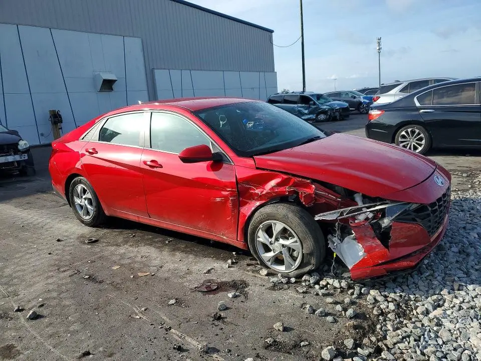 2023 HYUNDAI ELANTRA SE  