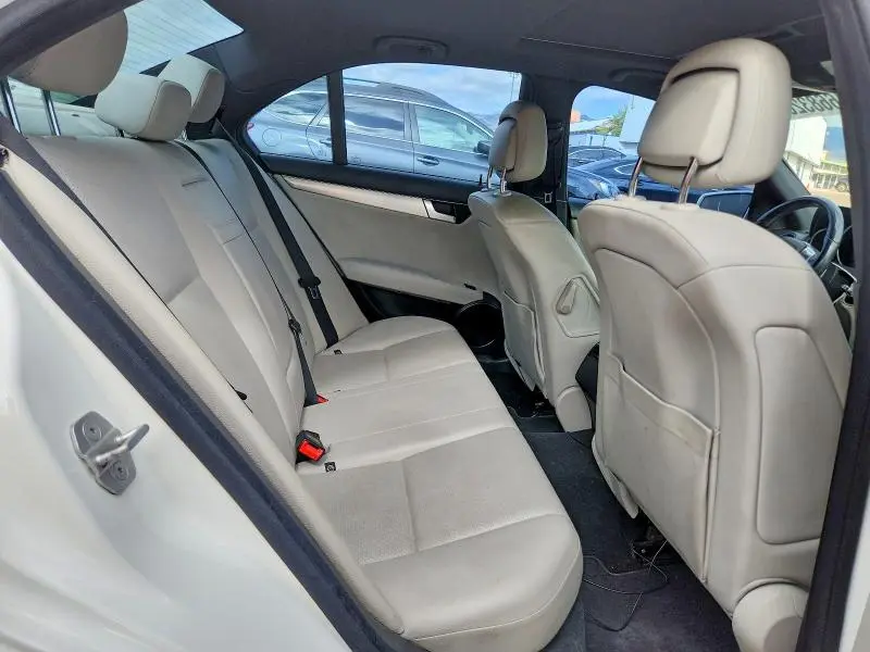 2013 MERCEDES-BENZ C 250  
