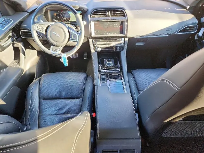 2019 JAGUAR F-PACE S  