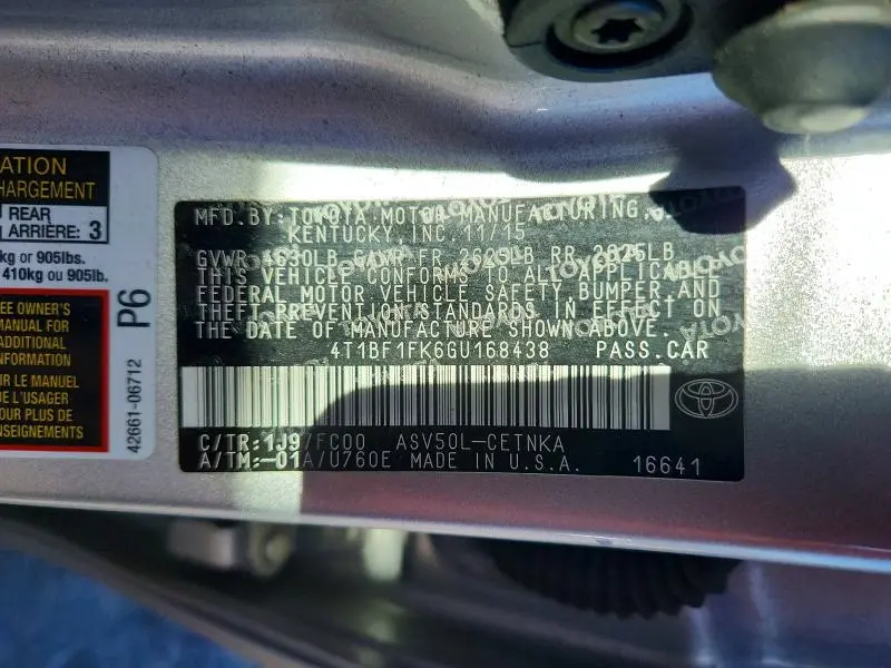 2016 TOYOTA CAMRY LE  