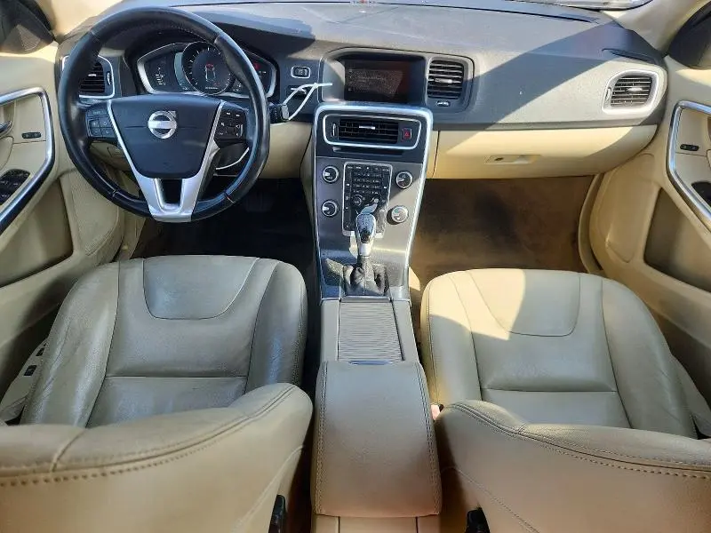 2015 VOLVO S60 PREMIER  