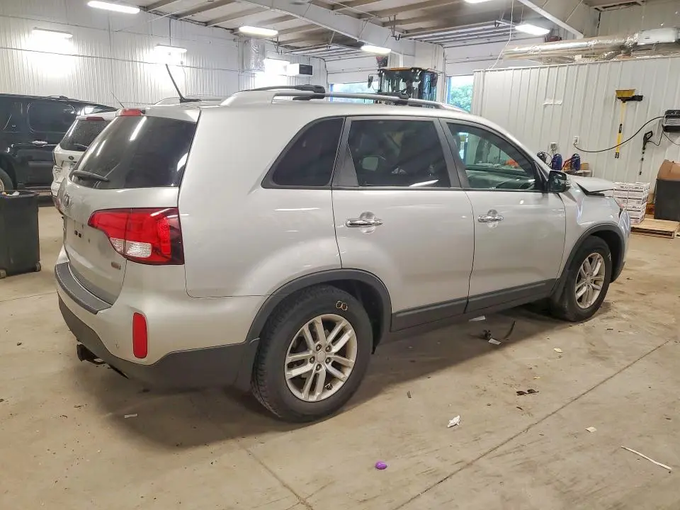 2014 KIA SORENTO LX  