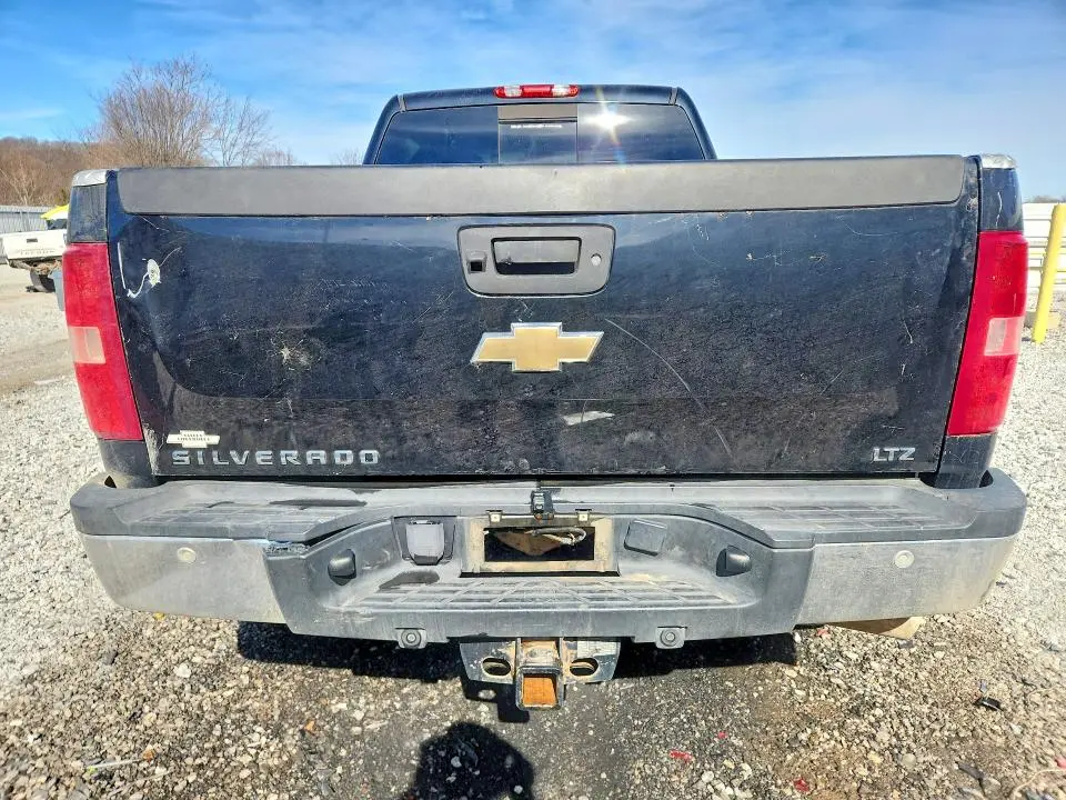 2011 CHEVROLET SILVERADO K2500 HEAVY DUTY LTZ  